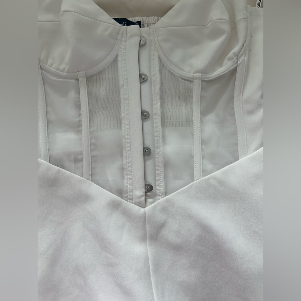 Lavish Alice Elegant Ivory Jumpsuit corset style - Picture 8 of 9
